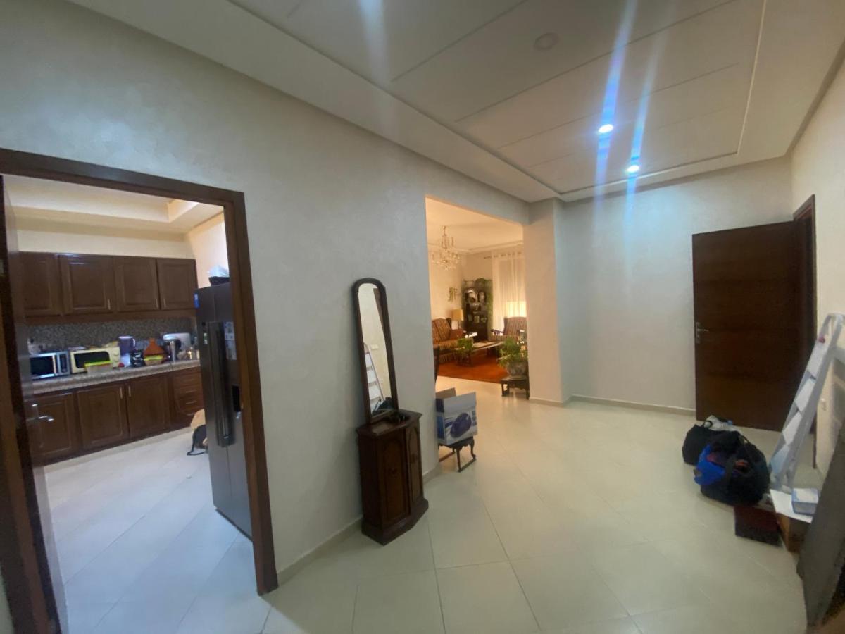 Central 2-Bedrooms W/ Balcony@Downtown Mers Sultan Casablanca Luaran gambar